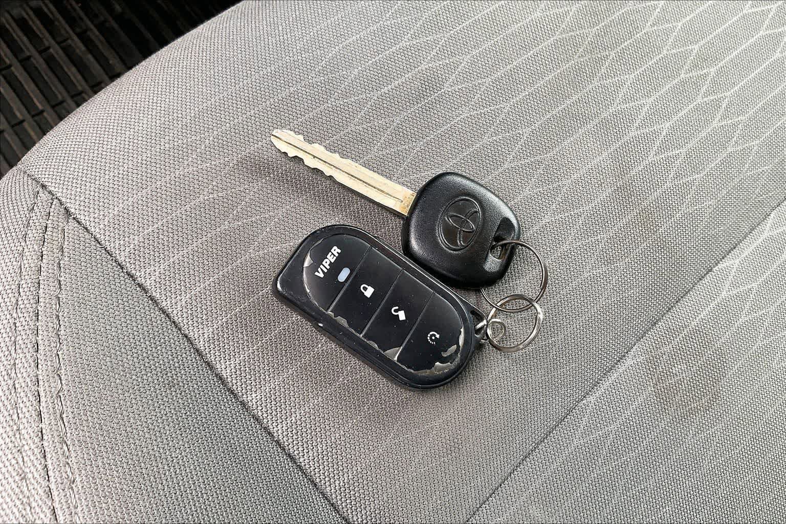 Used 2018 Toyota Tacoma SR5 RWD image 19