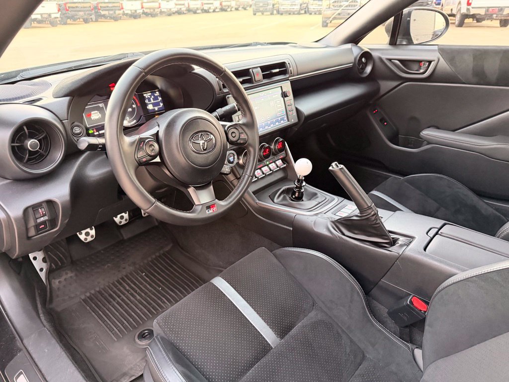 Used 2024 Toyota GR86 Premium RWD image 20