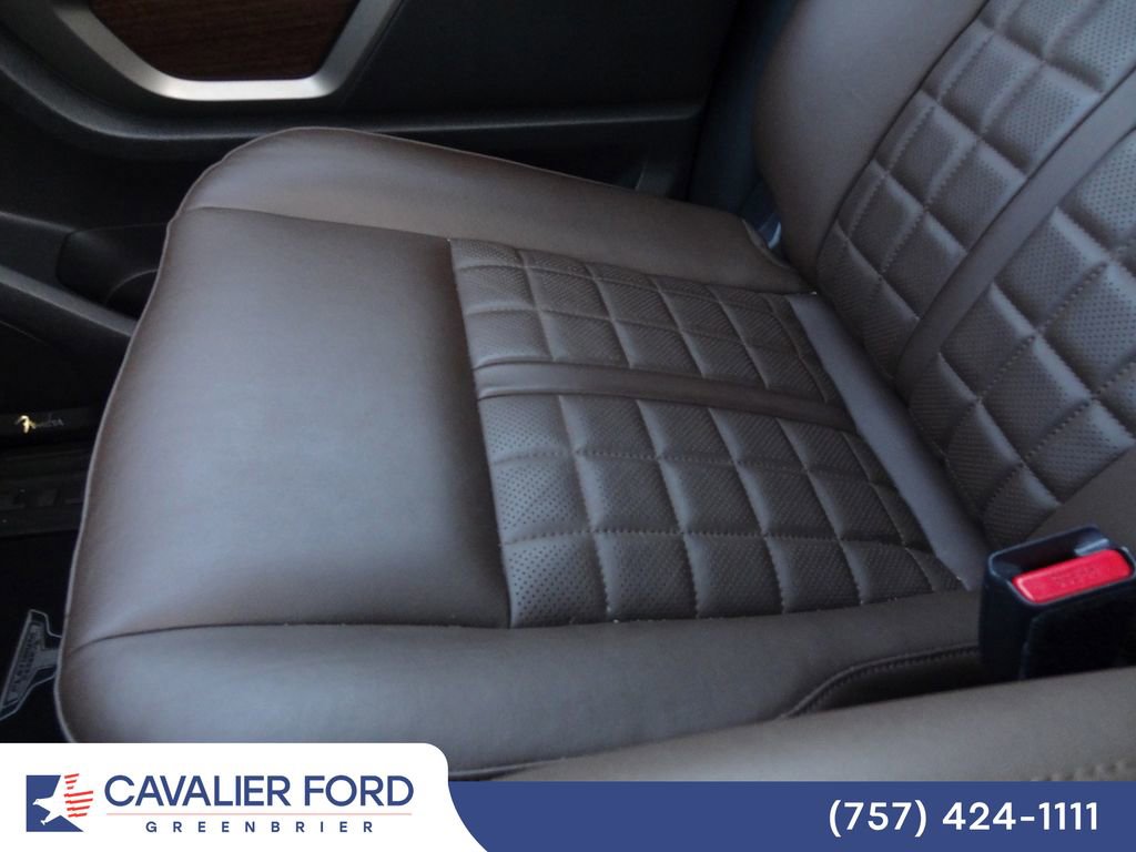 Used 2023 Nissan Titan Platinum Reserve w/ Moonroof Package AWD/4WD image 14