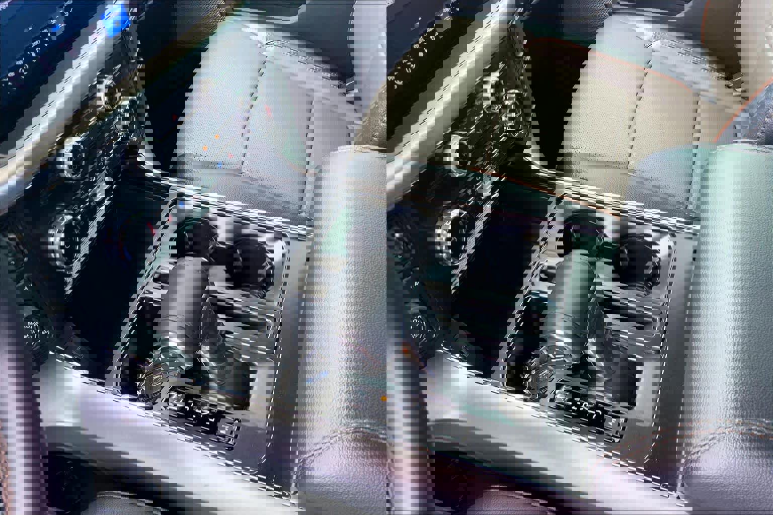 Certified 2025 Ford F150 Lariat w/ Equipment Group 501A Mid image 16