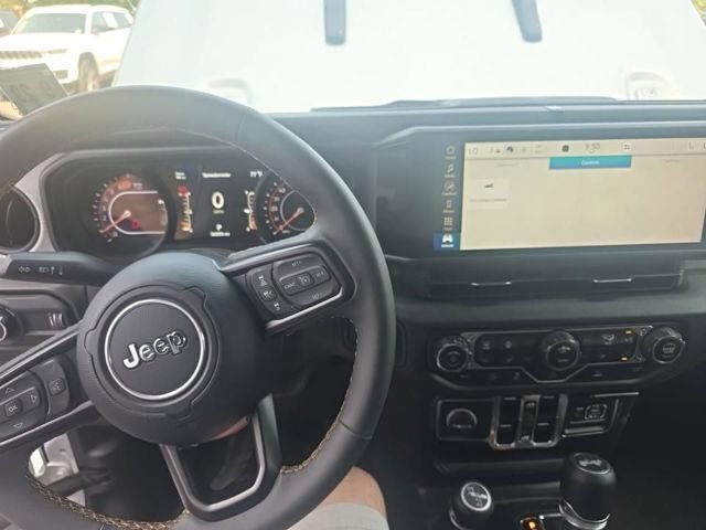 Used 2024 Jeep Wrangler Unlimited Sport AWD/4WD image 13
