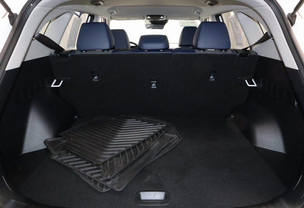 Used 2024 Kia Seltos S image 16