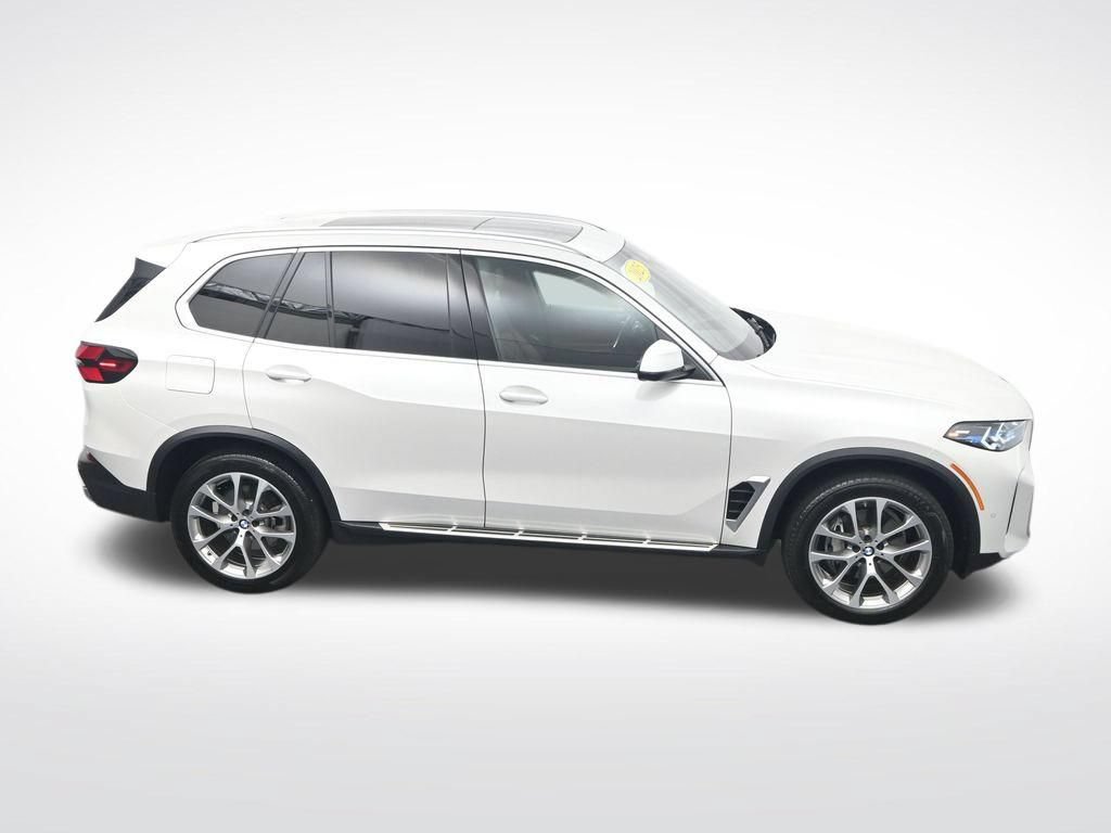 Used 2025 BMW X5 xDrive40i AWD/4WD image 27