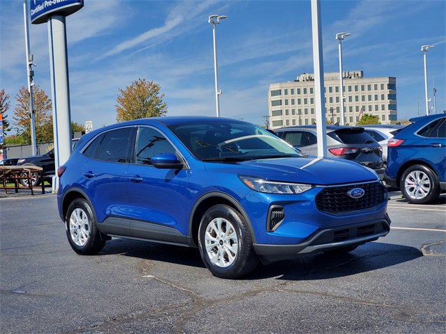 Certified 2023 Ford Escape Active w/ Tech Pack #2 image 5