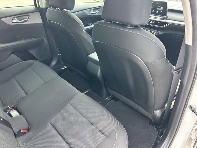 Used 2021 Kia Forte LXS FWD image 20