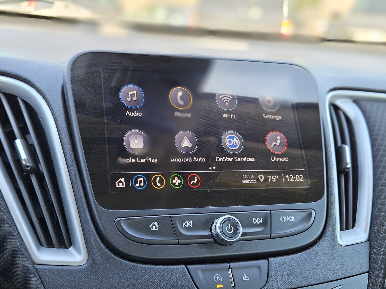 Used 2024 Chevrolet Malibu LT image 21