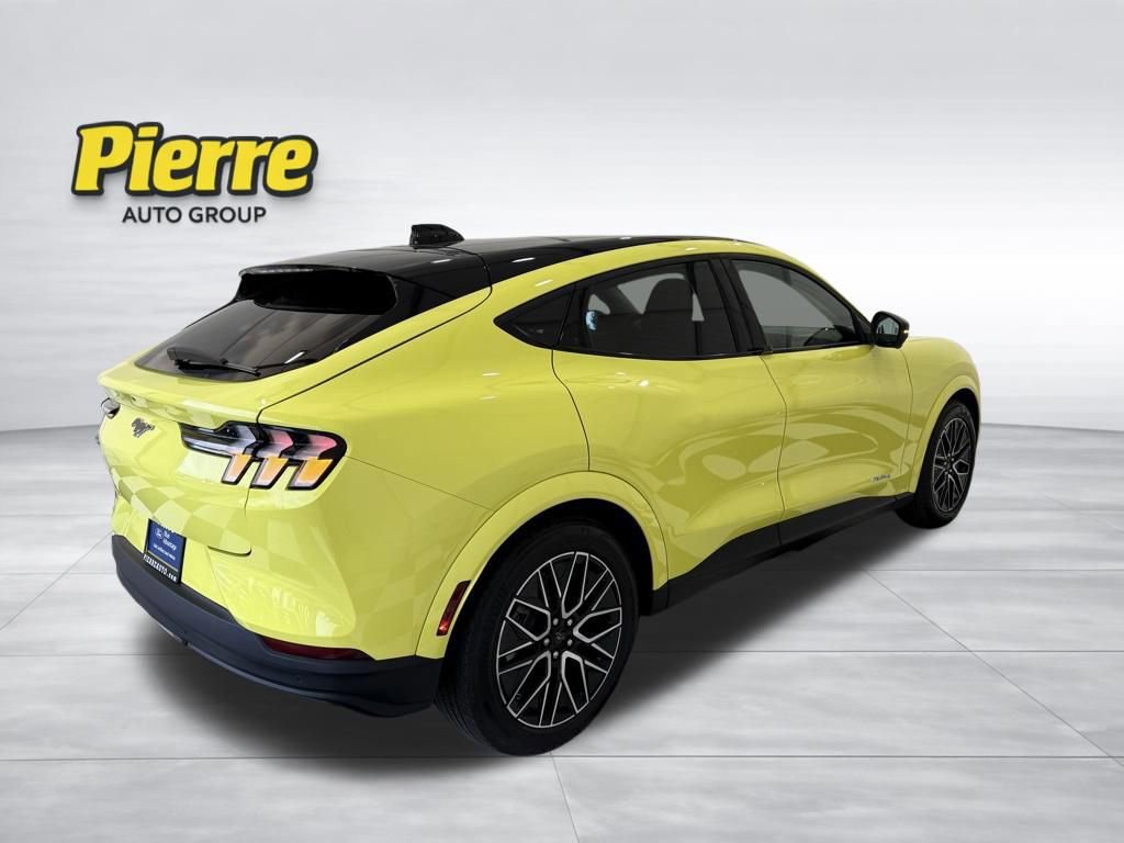 Certified 2025 Ford Mustang Mach-E Premium AWD/4WD image 3