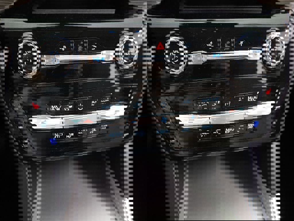 Certified 2021 Ford Explorer Limited w/ Equipment Group 301A image 16