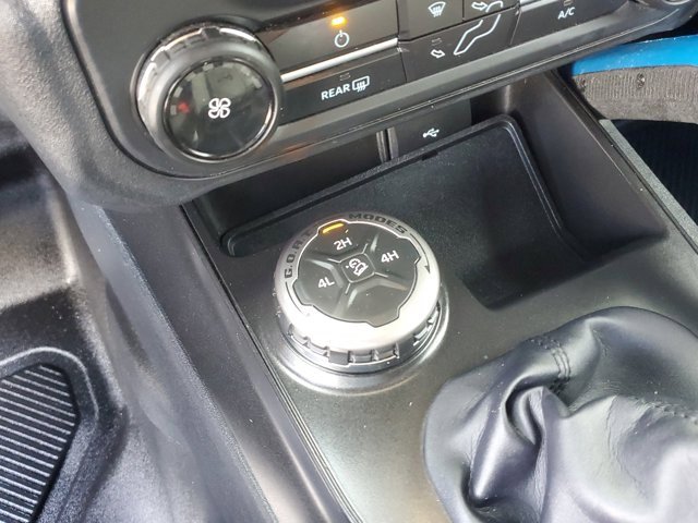 Certified 2022 Ford Bronco Black Diamond image 23