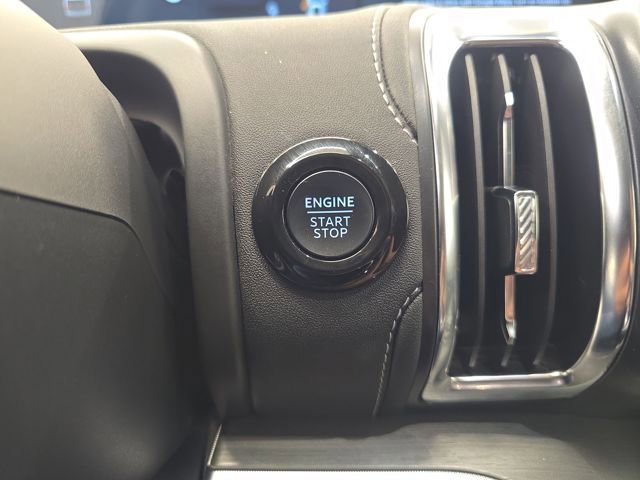 Certified 2025 Ford Expedition Max Platinum image 33