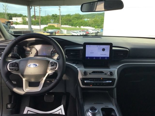 Certified 2023 Ford Explorer XLT AWD/4WD image 10