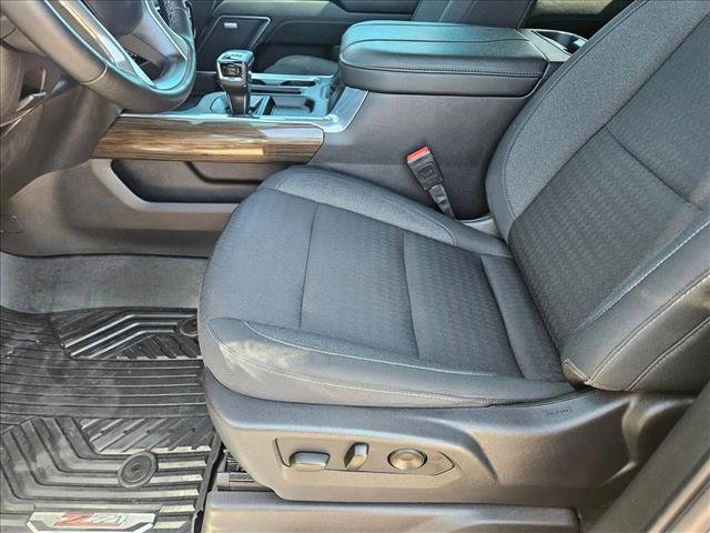 Used 2024 Chevrolet Silverado 1500 LT Trail Boss w/ Convenience Package II image 15