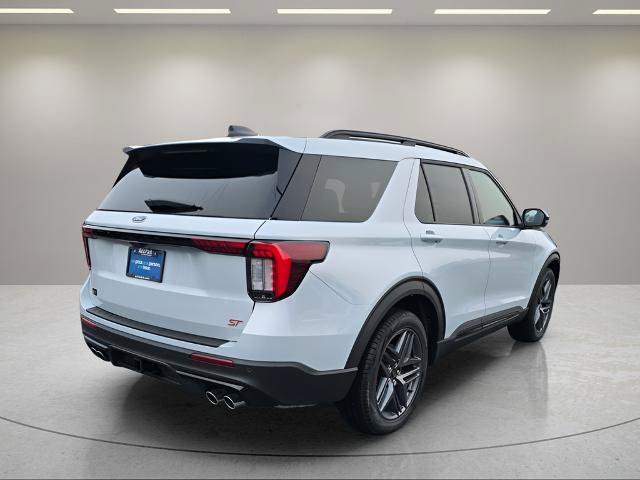 Certified 2026 Ford Explorer ST AWD/4WD image 7