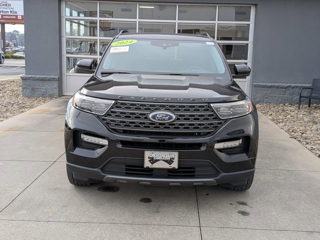 Certified 2024 Ford Explorer XLT w/ Equipment Group 202A image 9