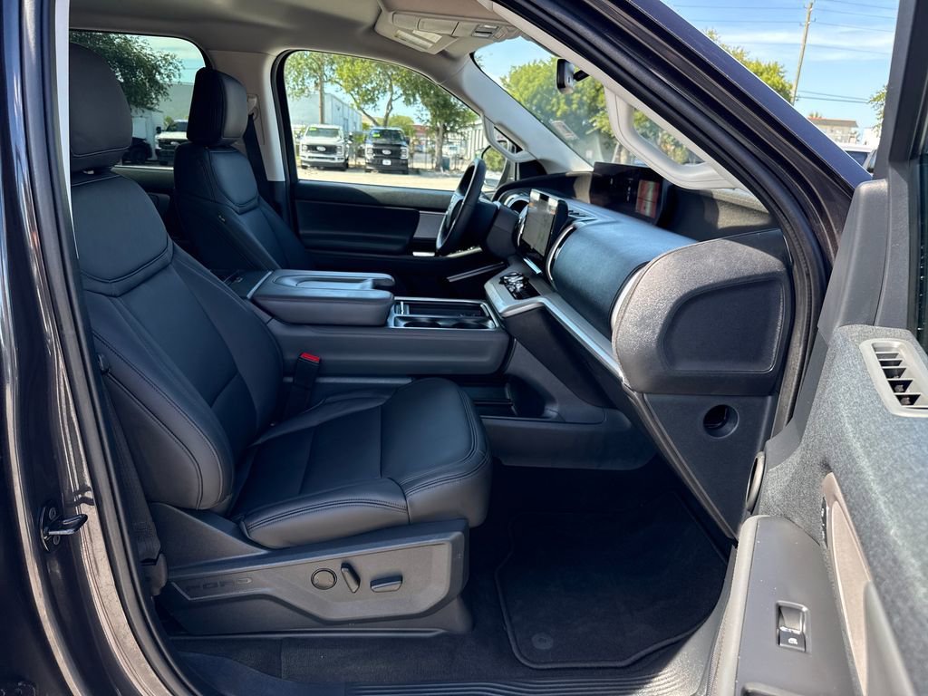 Certified 2025 Ford Expedition Max Active RWD image 28