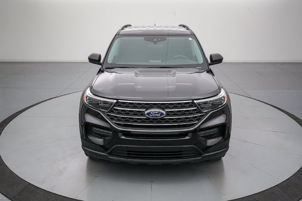 Certified 2024 Ford Explorer XLT AWD/4WD image 9