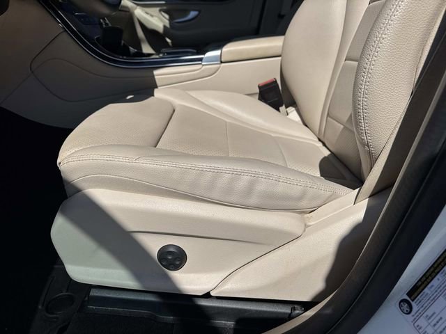 Used 2022 Mercedes-Benz GLC 300 BASE image 16