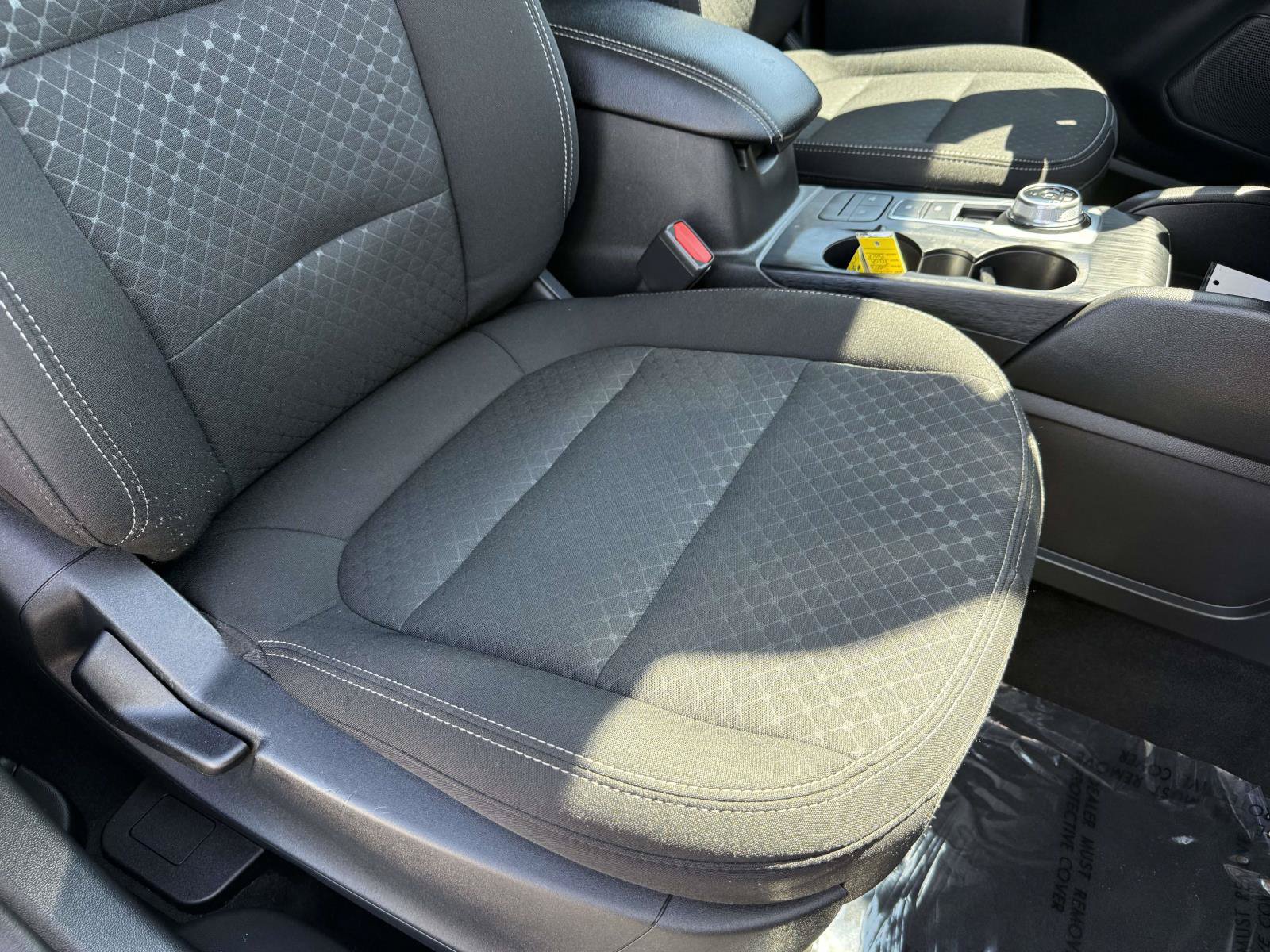 Certified 2025 Ford Escape Active AWD/4WD image 28