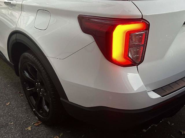 Certified 2022 Ford Explorer ST w/ Equipment Group 401A AWD/4WD image 8