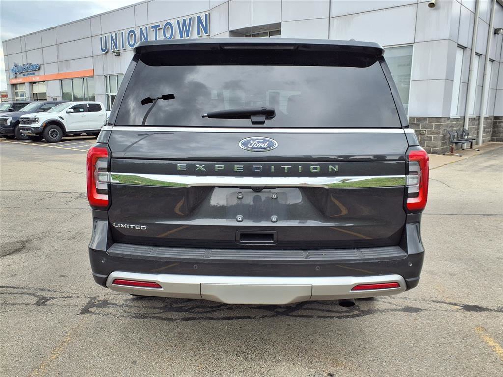 Certified 2023 Ford Expedition Limited image 5