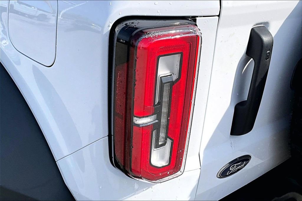 Certified 2023 Ford Bronco Wildtrak AWD/4WD image 28