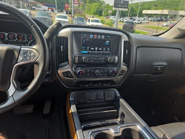 Used 2018 Chevrolet Silverado 1500 LTZ AWD/4WD image 17