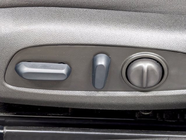 Used 2025 Chevrolet Malibu LT FWD image 11