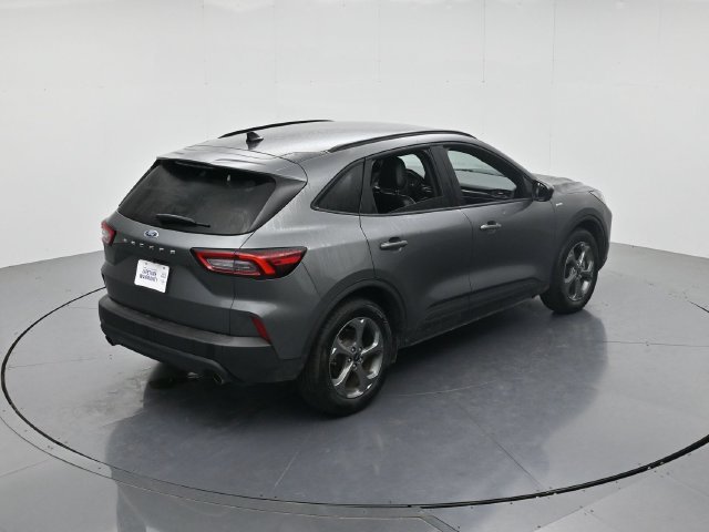 Certified 2025 Ford Escape ST-Line FWD image 42