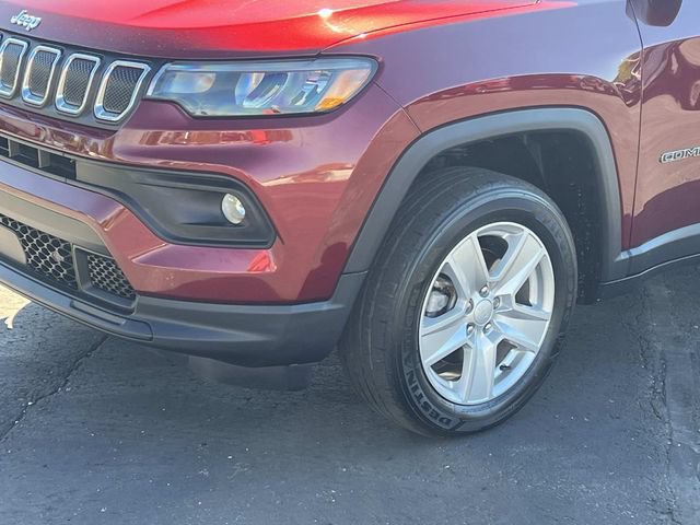 Used 2022 Jeep Compass Latitude w/ Convenience Group AWD/4WD image 8