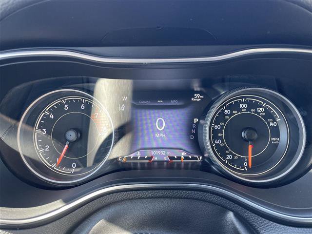Used 2019 Jeep Cherokee Trailhawk AWD/4WD image 15