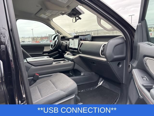 Certified 2025 Ford Expedition Active AWD/4WD image 10
