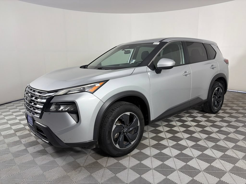 Used 2024 Nissan Rogue SV AWD/4WD video 3