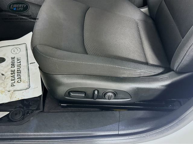 Used 2020 Chevrolet Malibu LT image 18