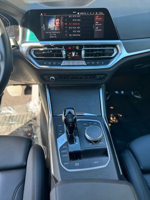 Used 2021 BMW 430i Convertible image 16