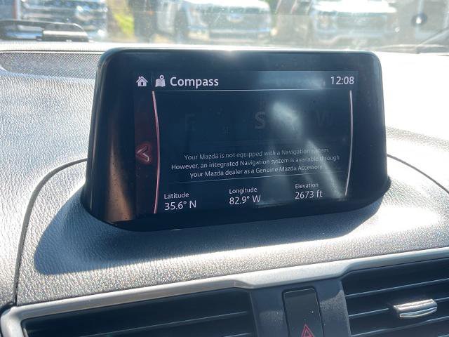 Used 2018 MAZDA MAZDA3 Touring image 10