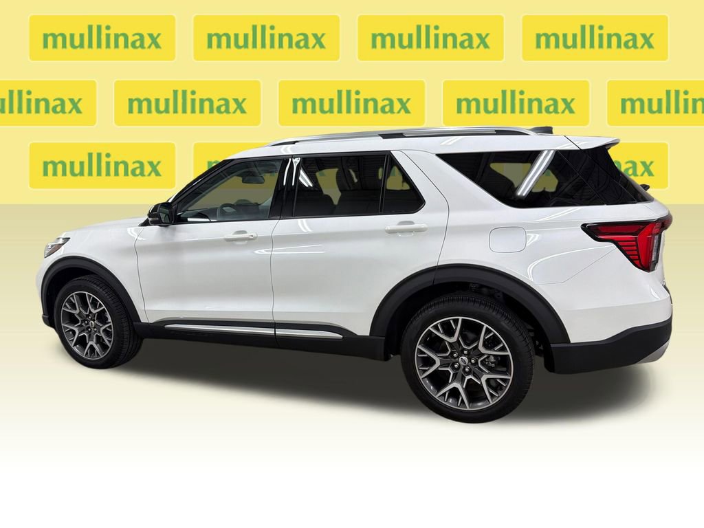 Certified 2025 Ford Explorer Platinum w/ Ultimate Package AWD/4WD image 13