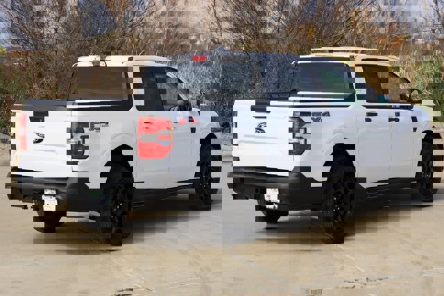 Certified 2025 Ford Maverick XLT w/ XLT Luxury Package image 5