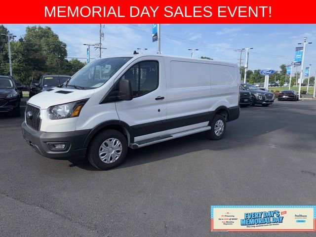 Certified 2024 Ford Transit 250 Low Roof w/ Exterior Upgrade Package RWD image 3