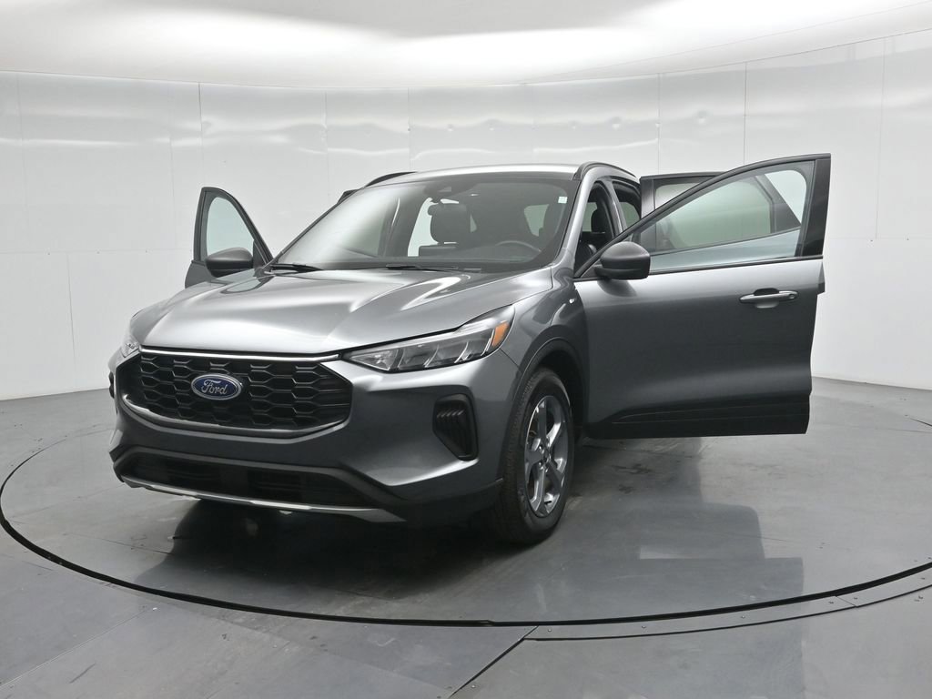 Certified 2025 Ford Escape ST-Line image 50
