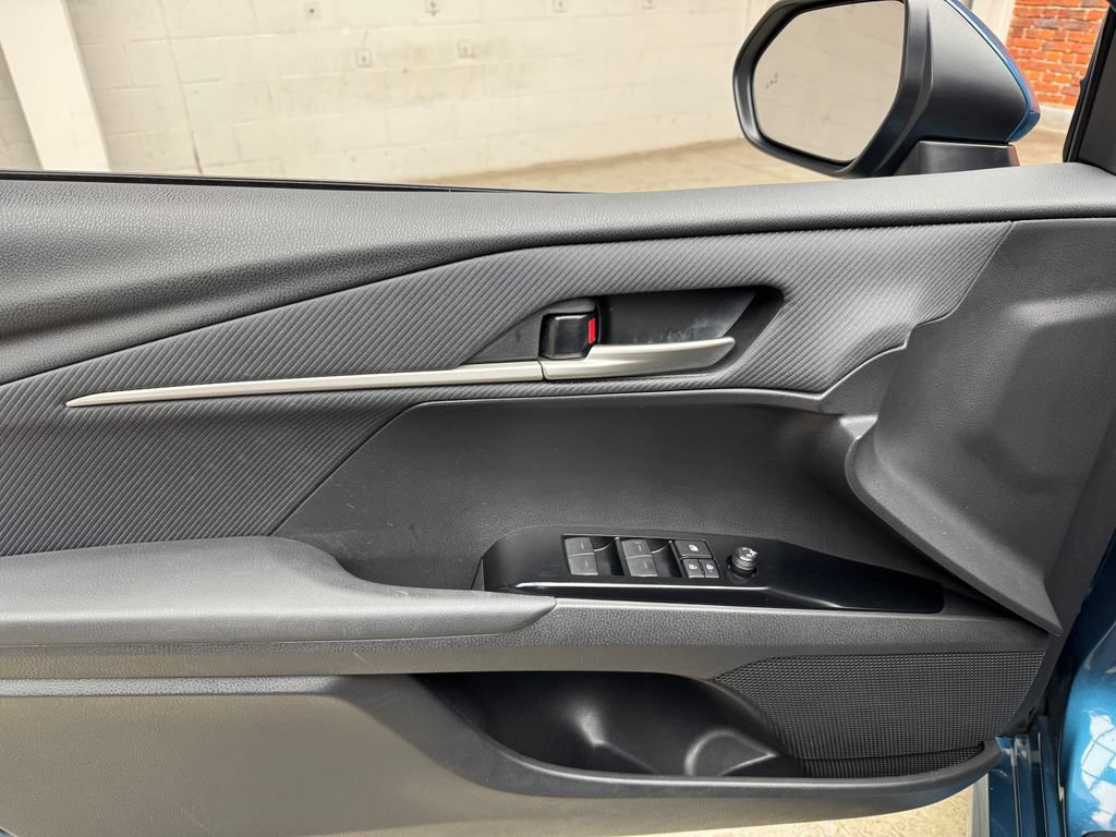 Used 2025 Toyota Camry SE FWD image 10