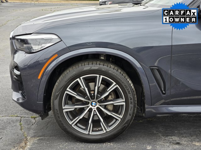 Used 2022 BMW X5 xDrive40i w/ M Sport Package AWD/4WD image 9