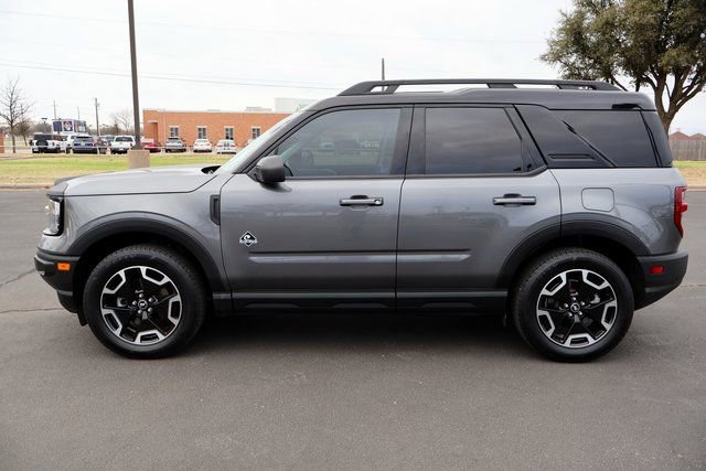 Certified 2023 Ford Bronco Sport Outer Banks w/ Tech Package image 2