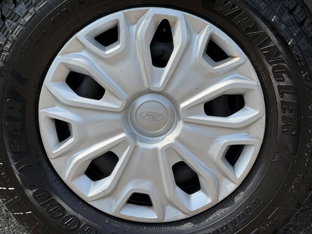 Certified 2019 Ford Transit 250 148 Medium Roof RWD image 16
