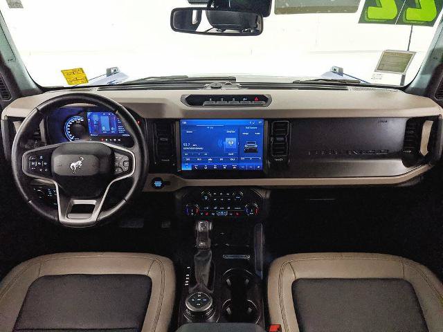 Certified 2022 Ford Bronco Wildtrak AWD/4WD image 7
