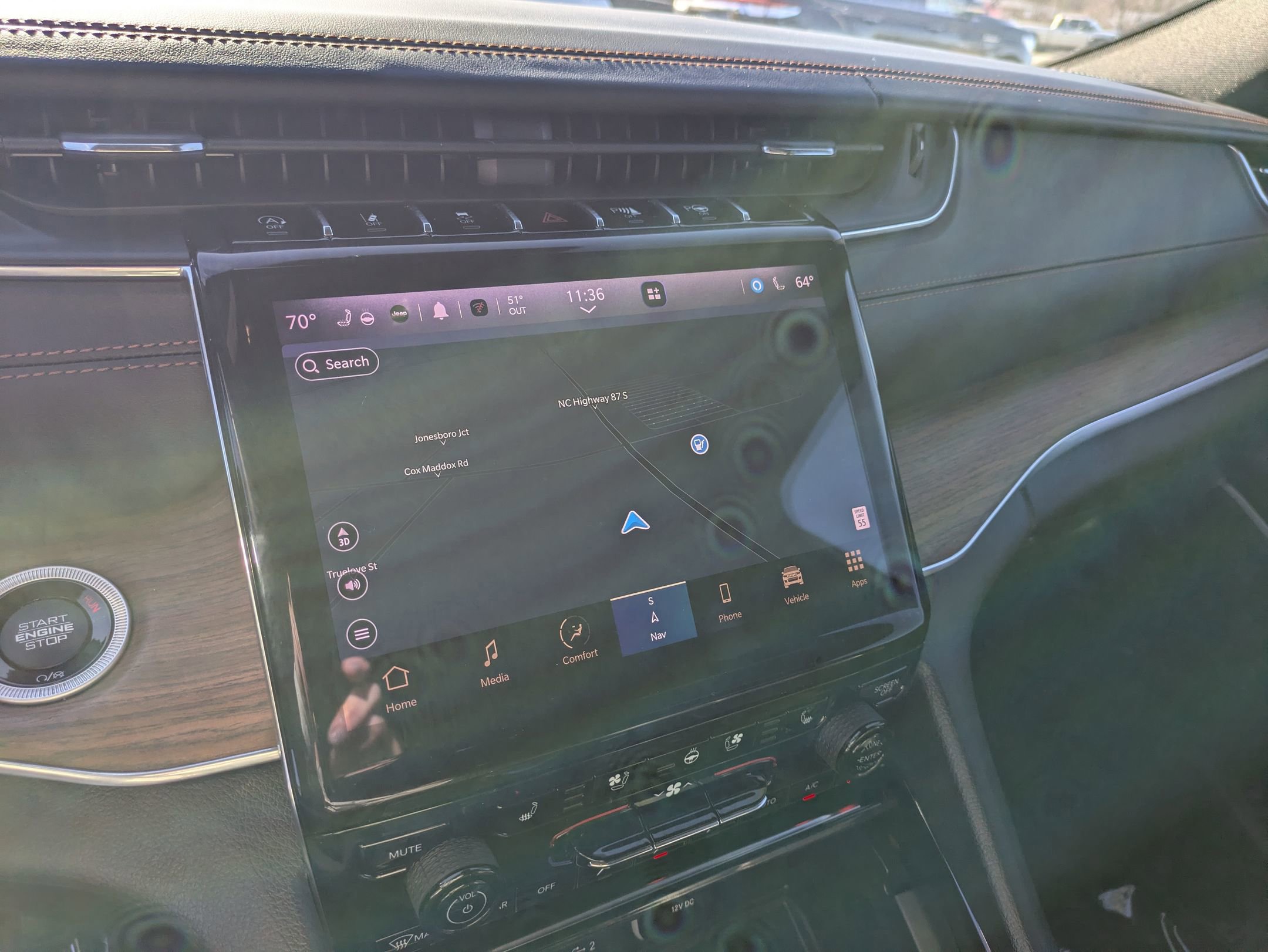 Used 2023 Jeep Grand Cherokee L Summit w/ Luxury Tech Group V image 25