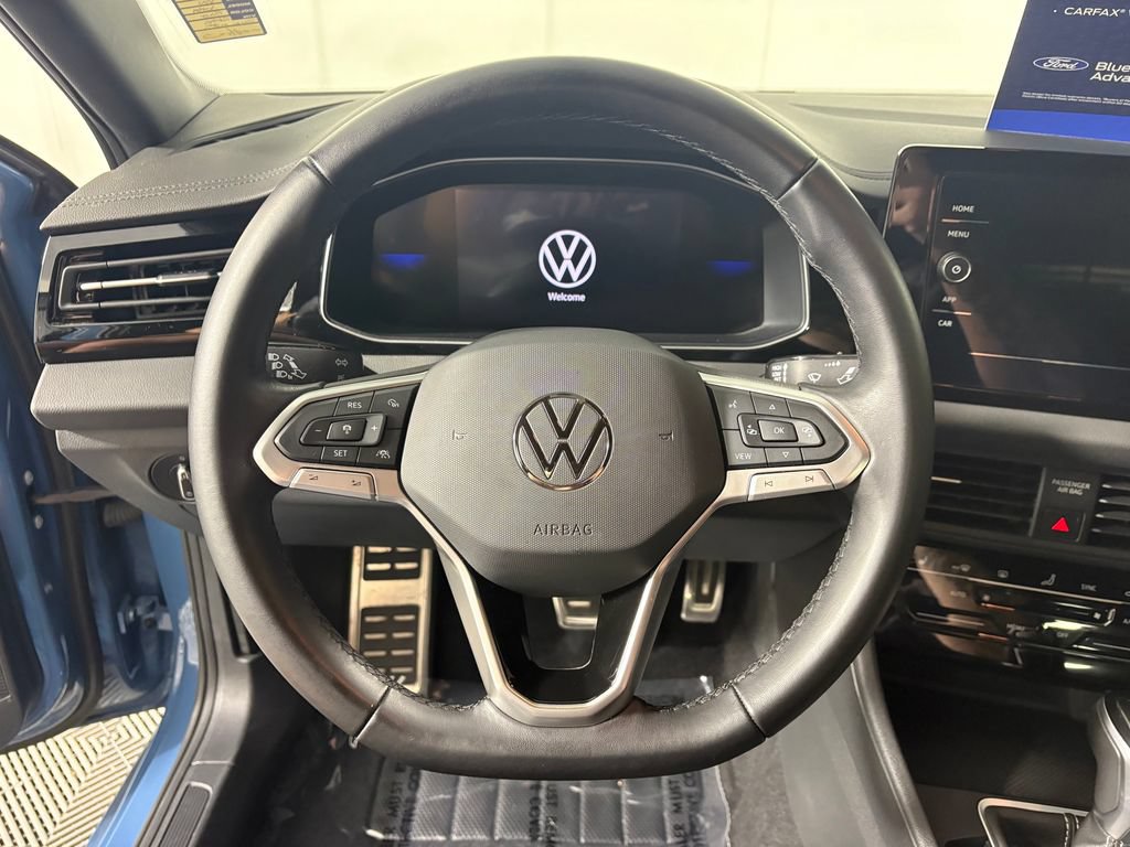 Used 2025 Volkswagen Jetta Sport FWD image 15