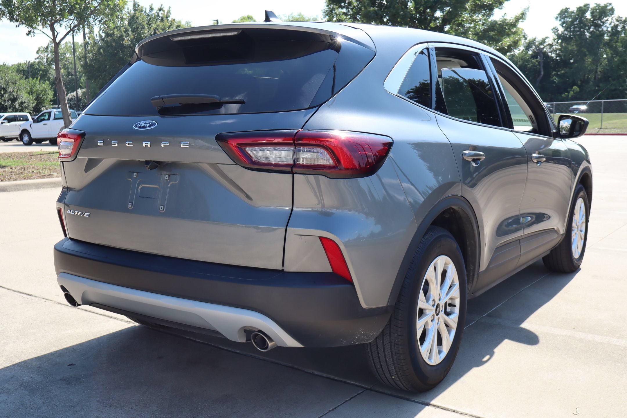 Certified 2024 Ford Escape Active FWD image 3