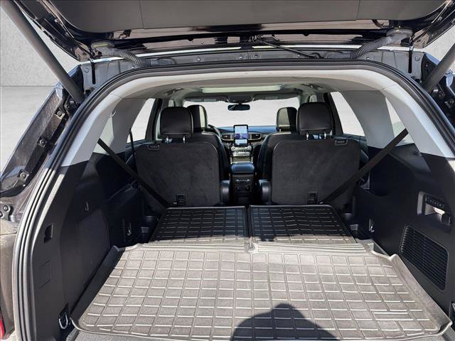 Certified 2023 Ford Explorer Limited w/ Limited Technology Package RWD image 22