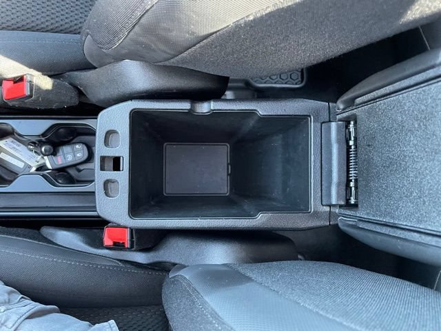 Used 2018 Jeep Renegade Altitude AWD/4WD image 28