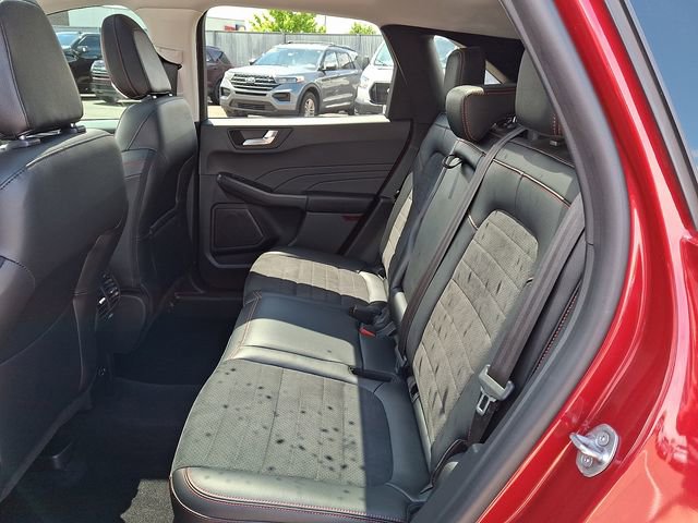 Certified 2022 Ford Escape SEL w/ SEL Stealth AWD Package image 10